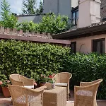 Boutique 3 0