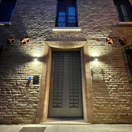 Penzion Boutique 3 0 4*