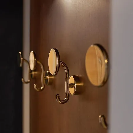 Boutique 3 0 4* Φεράρα